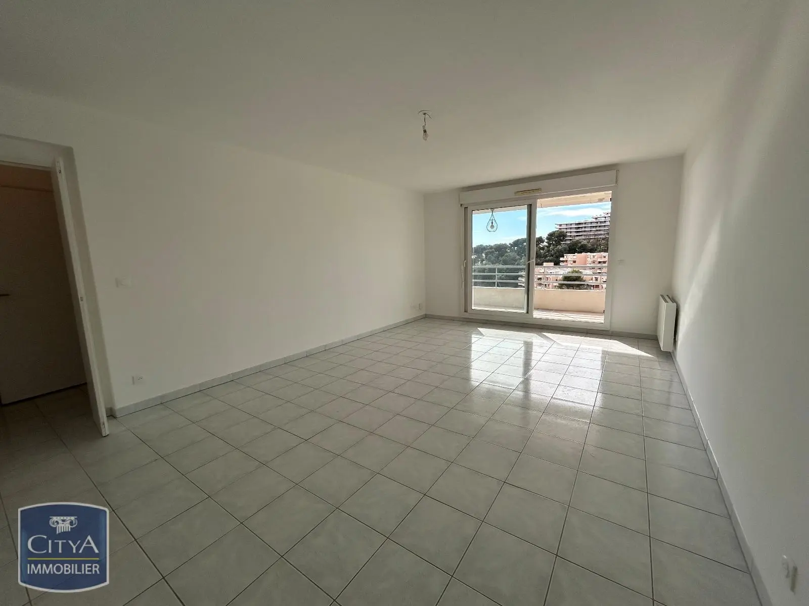 Photo 2 Appartement 4 pièces 85.98m²