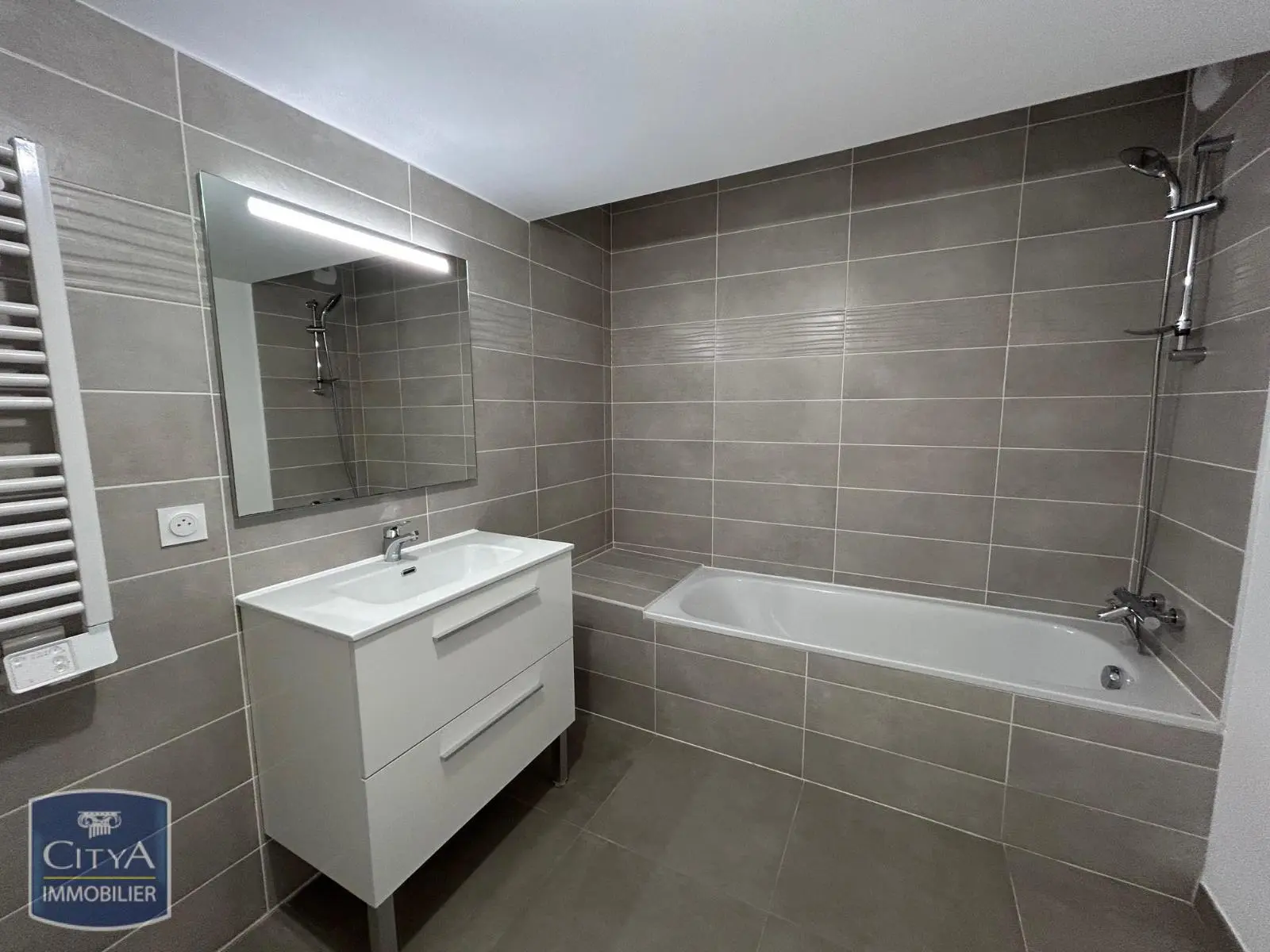 Photo 2 Appartement 3 pièces 58.4m²