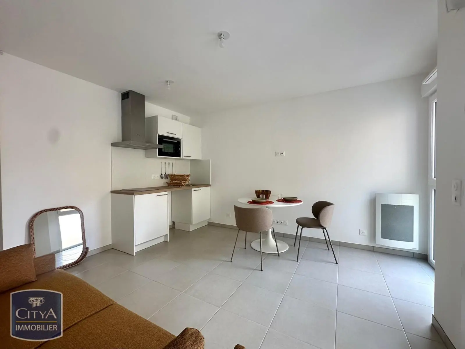 Photo 1 Appartement 1 pièce 25.4m²