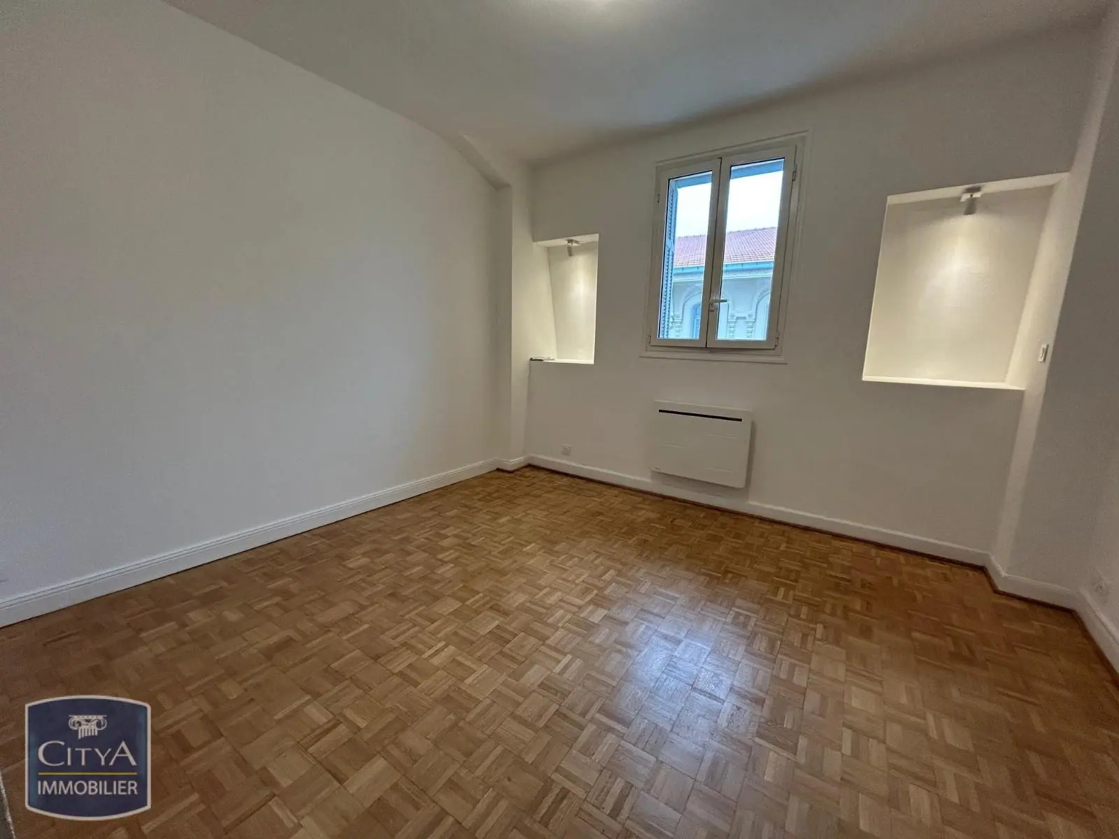 Photo 1 Appartement 1 pièce 21.39m²