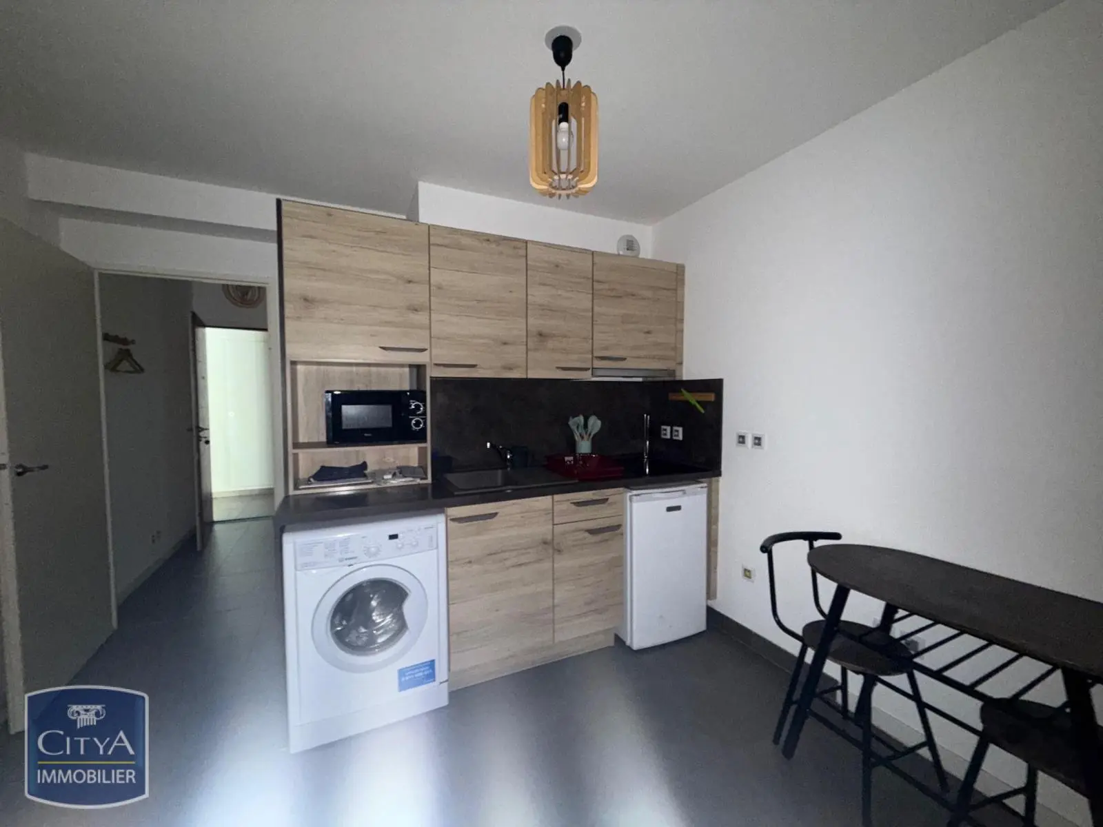 A LOUER - NICE (06300) - STUDIO MEUBLE