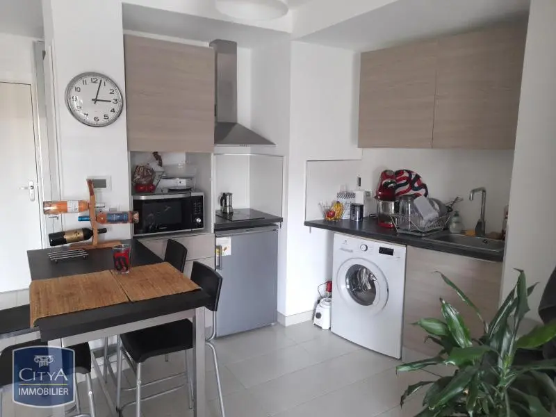 Photo 3 Appartement 1 pièce 35.81m²