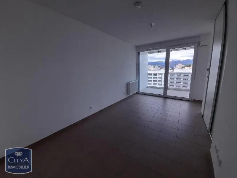 Photo 6 Appartement 1 pièce 28.03m²