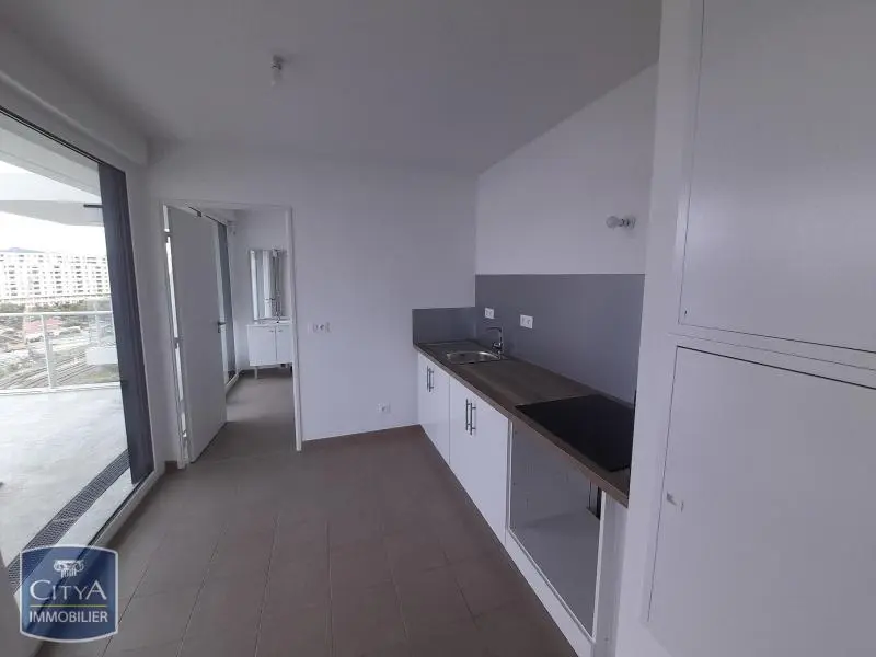 Photo 3 Appartement 1 pièce 28.03m²