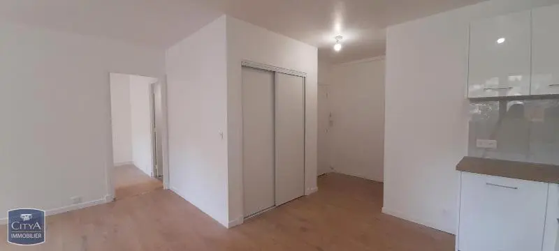A LOUER T2 RENOVE NICE(06100)