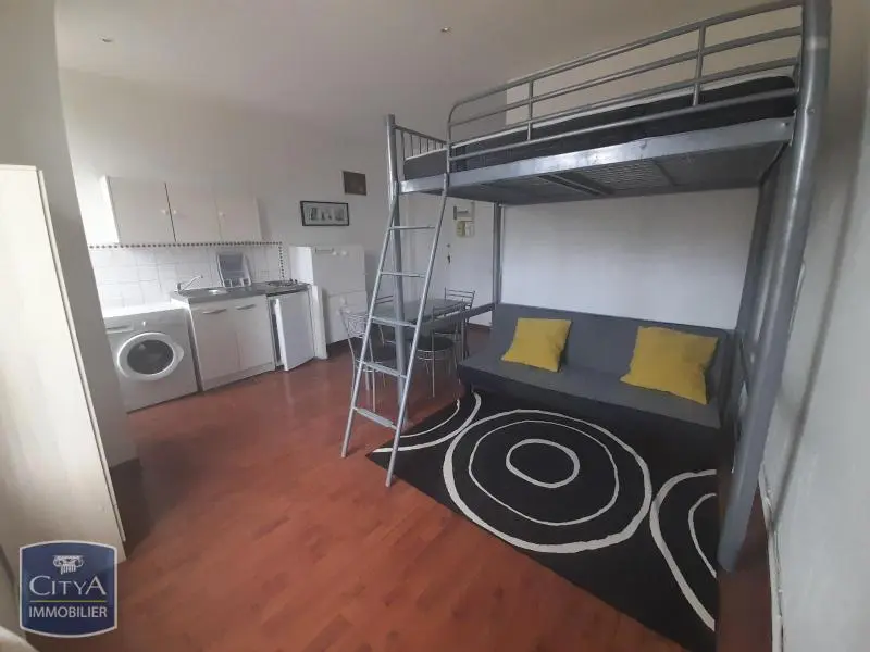 Photo 1 Appartement 1 pièce 22.04m²