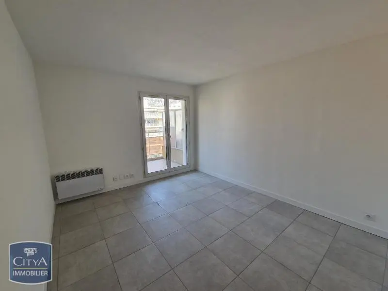 Photo 2 Appartement 1 pièce 21.37m²