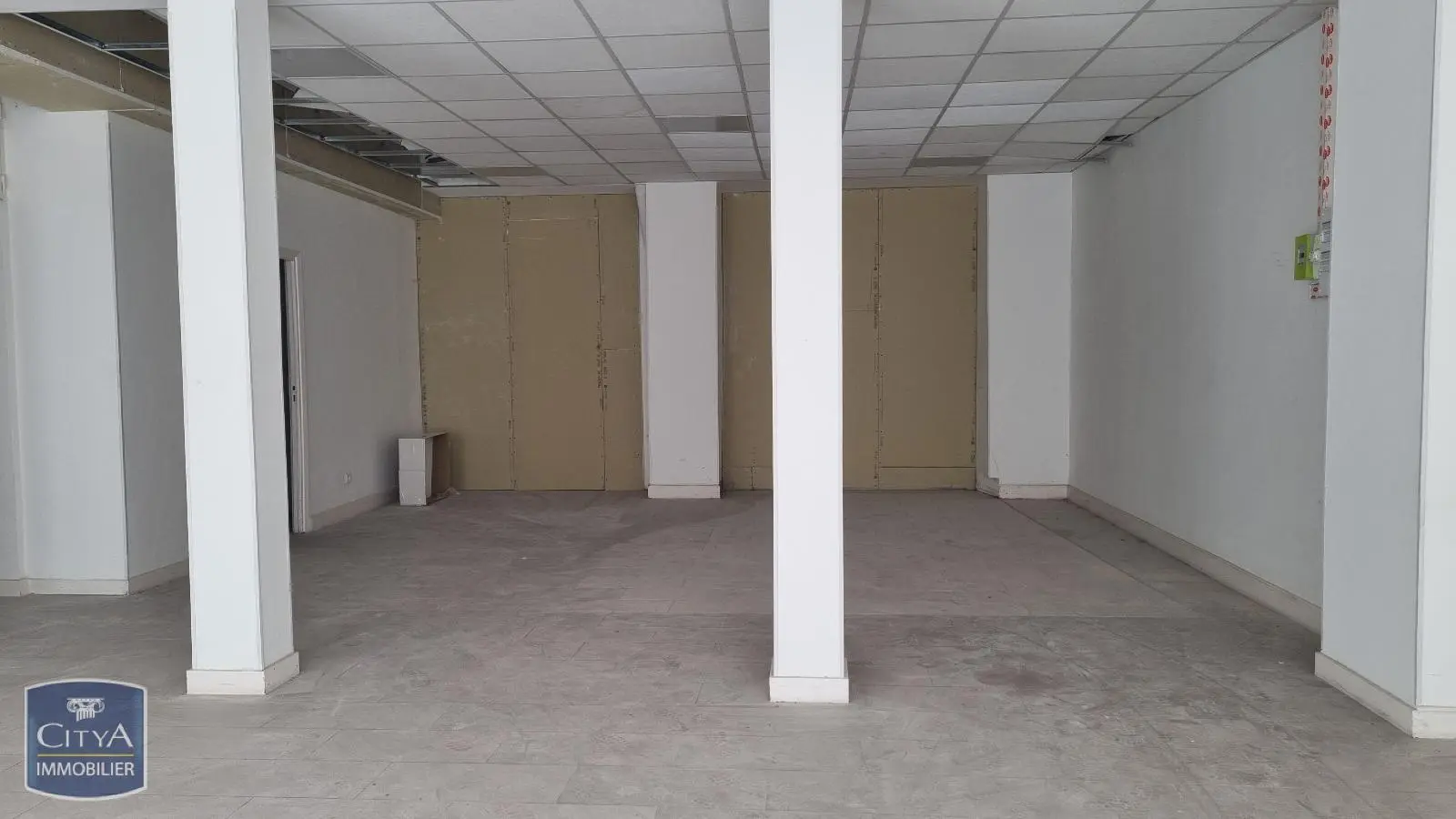 Photo 2 Local Commercial 97.99m²