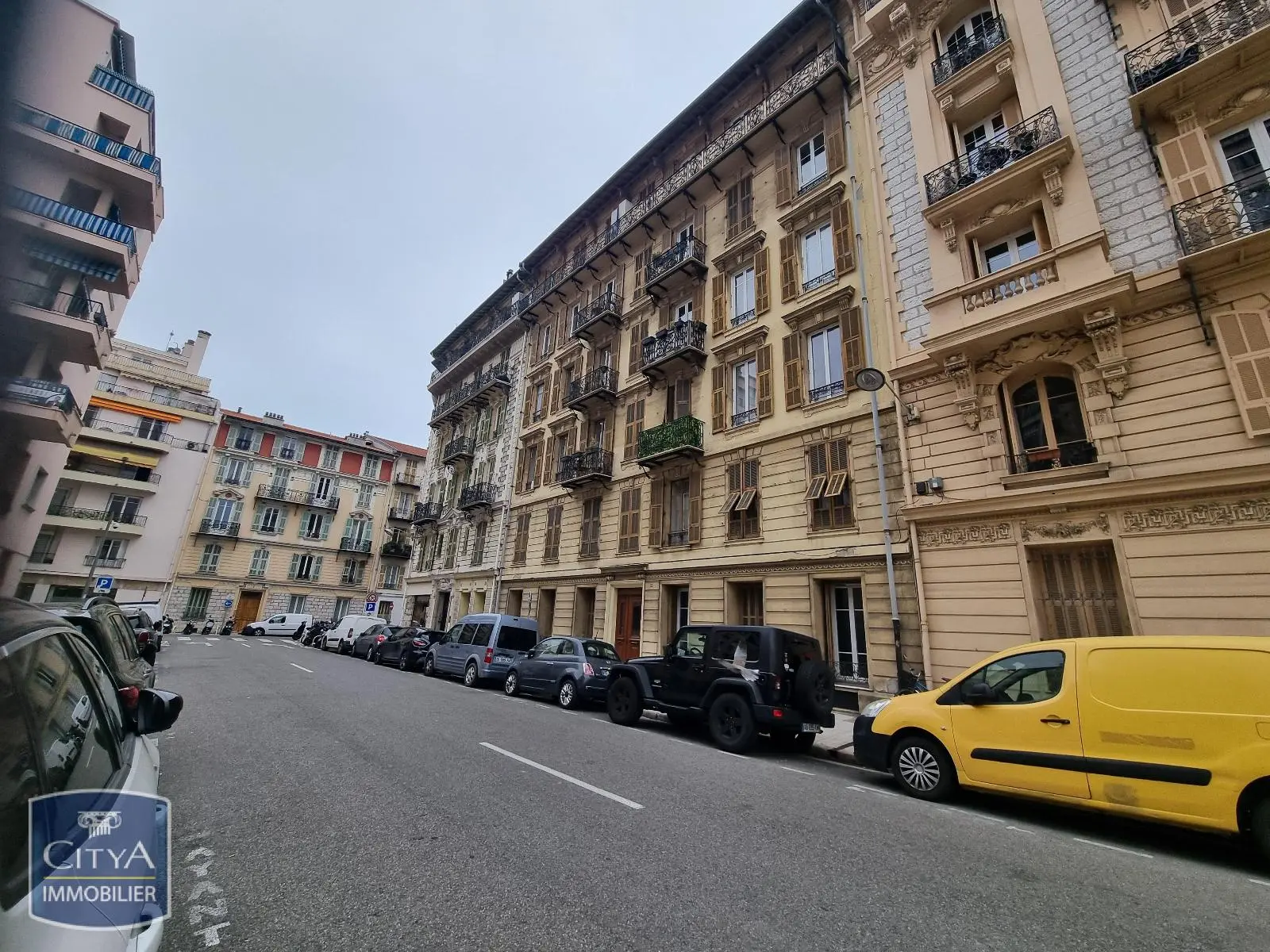 Photo 7 Local Professionnel 1 pièce