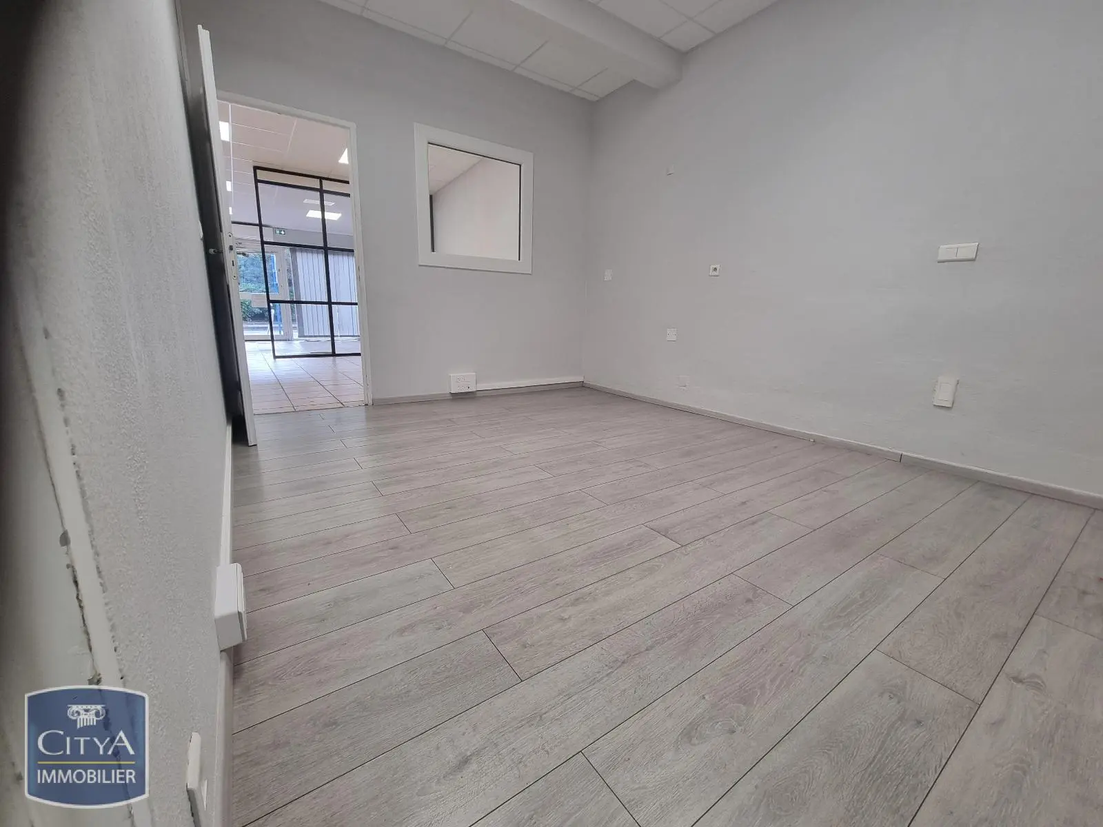 Photo 2 Local Commercial