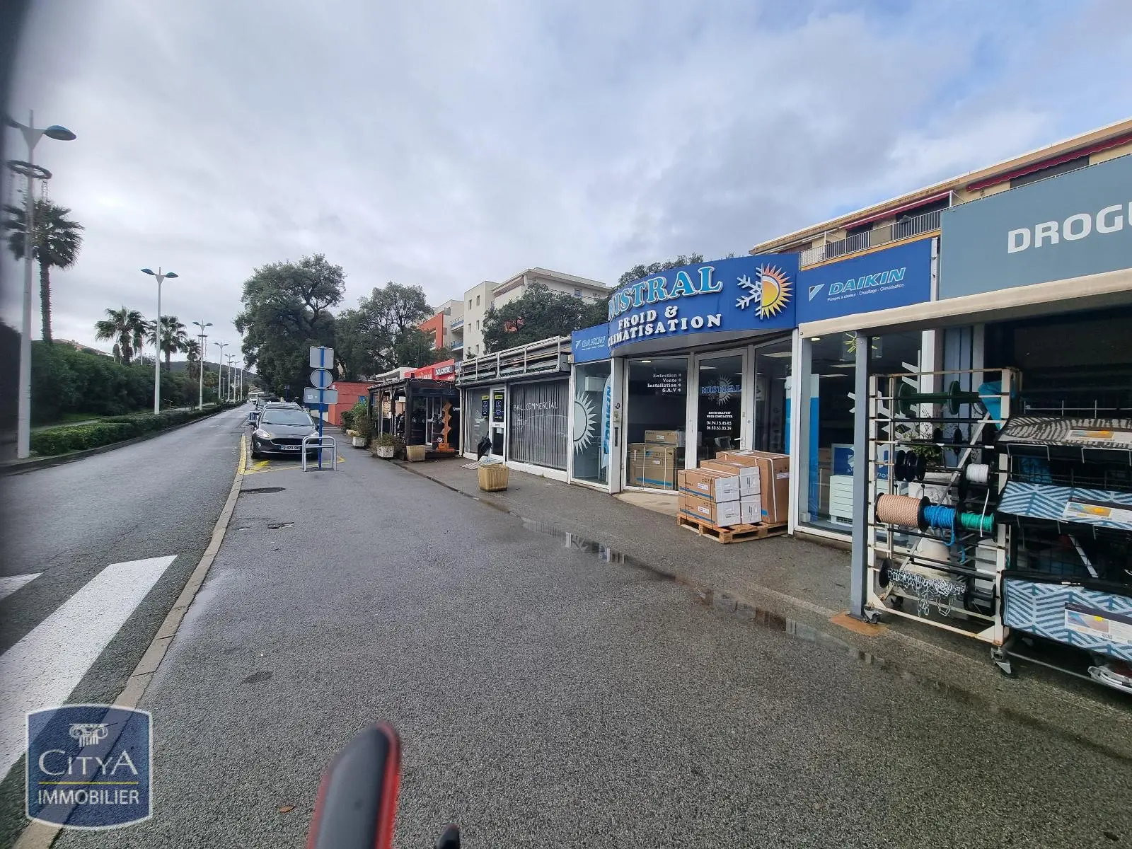 Photo 6 Local Commercial