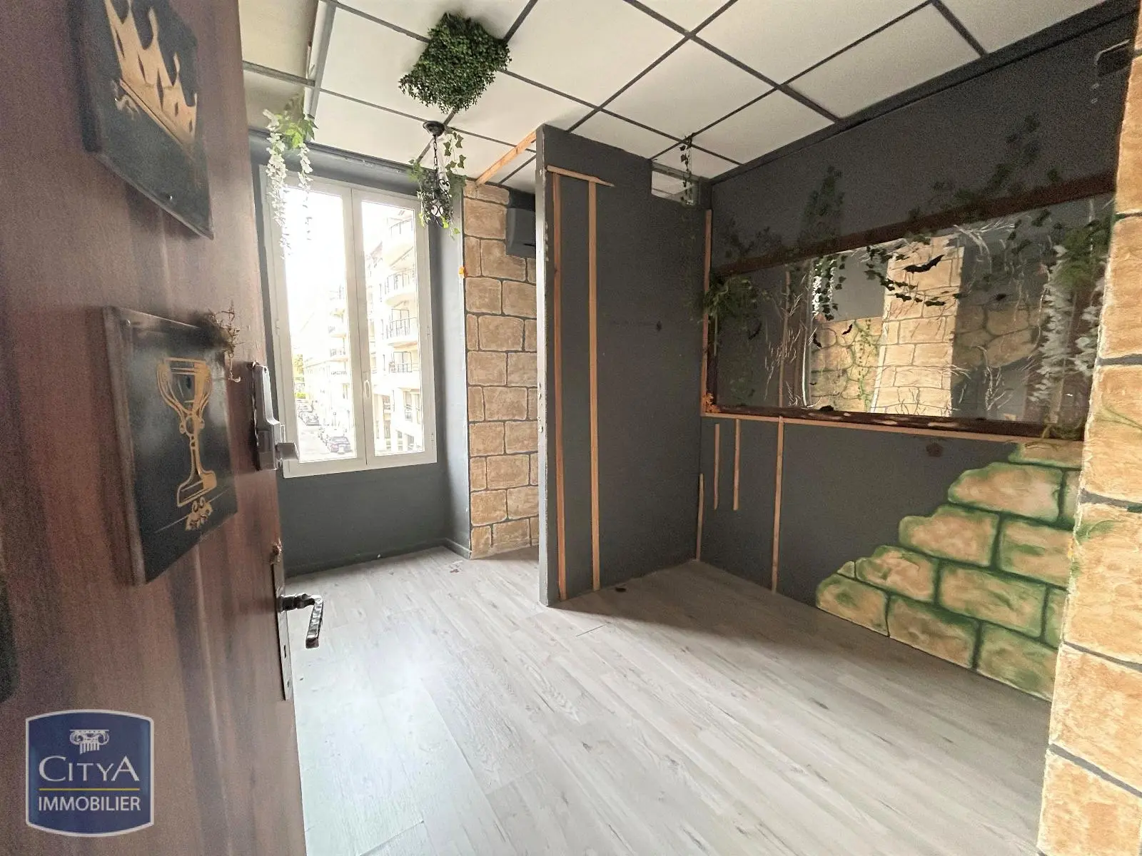 Photo 3 Local Commercial 96m²