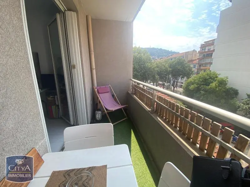 Photo 2 Appartement 1 pièce 18.72m²