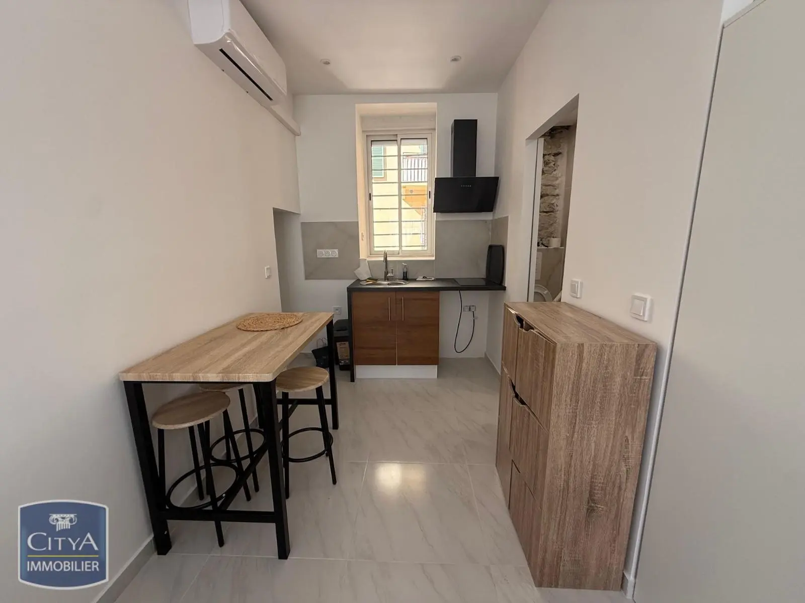 Photo 1 Appartement 1 pièce 17.01m²