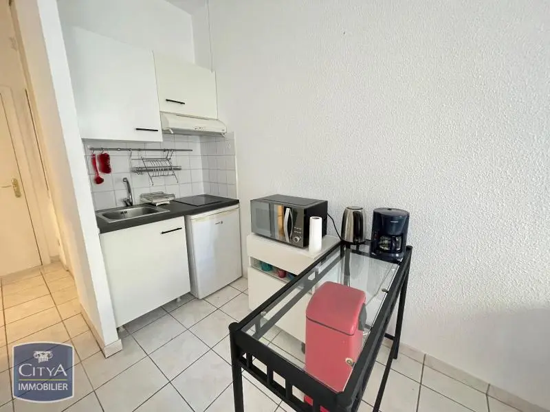Photo 3 Appartement 1 pièce 23.76m²
