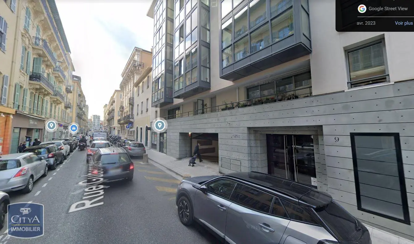 Photo 1 Parking