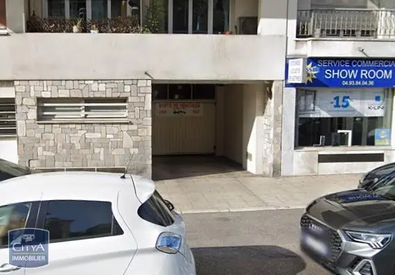 Photo 1 Parking