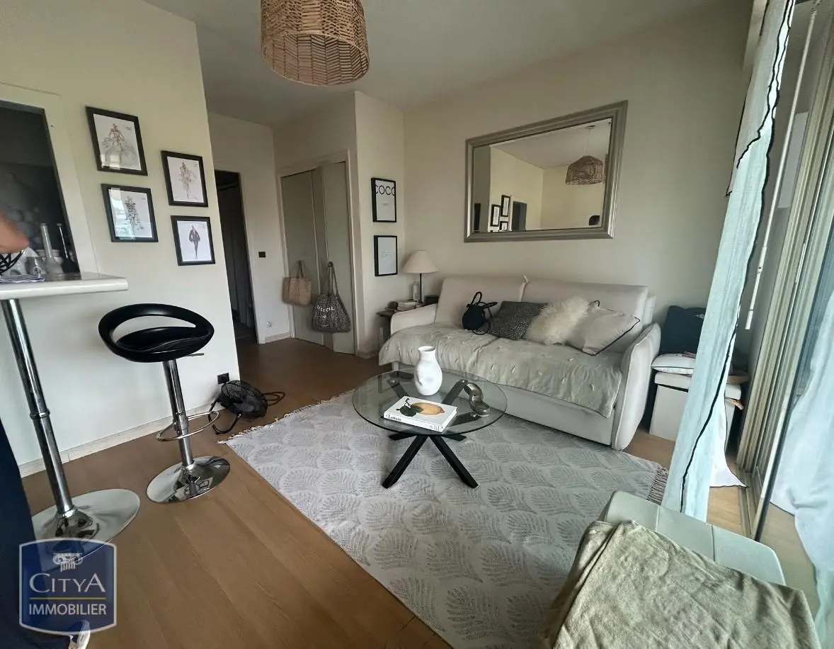 Photo 1 Appartement 1 pièce 26.42m²