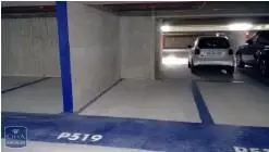 Photo 2 Parking