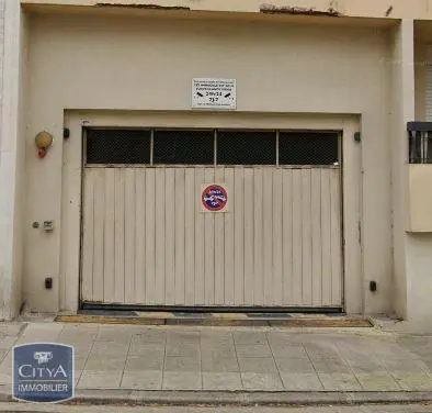 Photo 1 Parking
