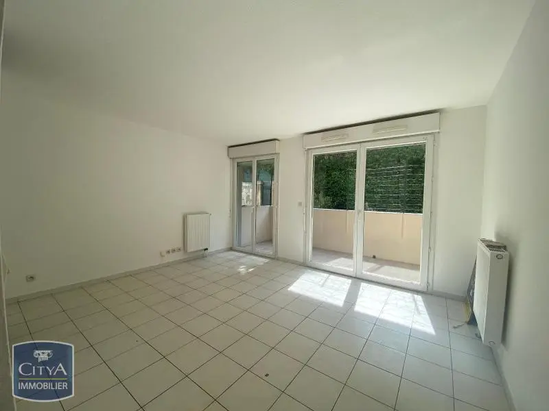Photo 1 Appartement 1 pièce 25.81m²
