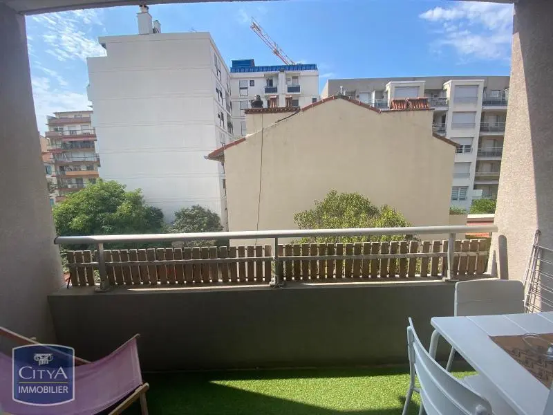 Photo 1 Appartement 1 pièce 18.72m²