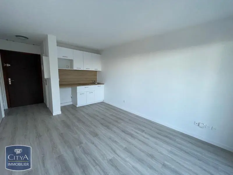 Photo 1 Appartement 1 pièce 33.38m²
