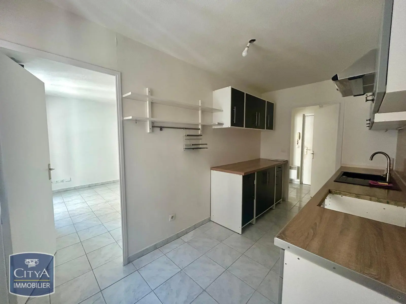 Photo 2 Appartement 2 pièces 53.92m²