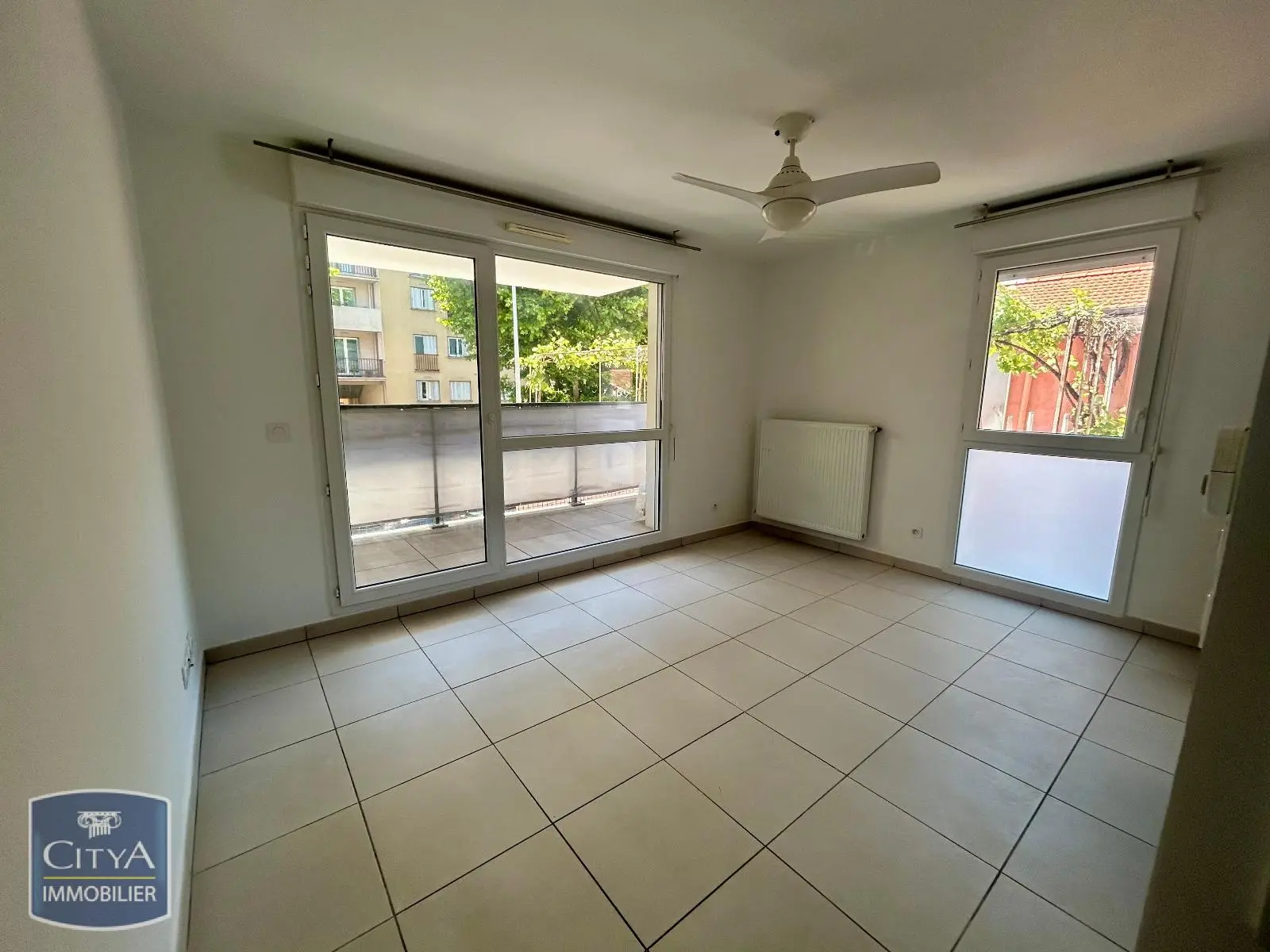 Photo 1 Appartement 1 pièce 23.36m²