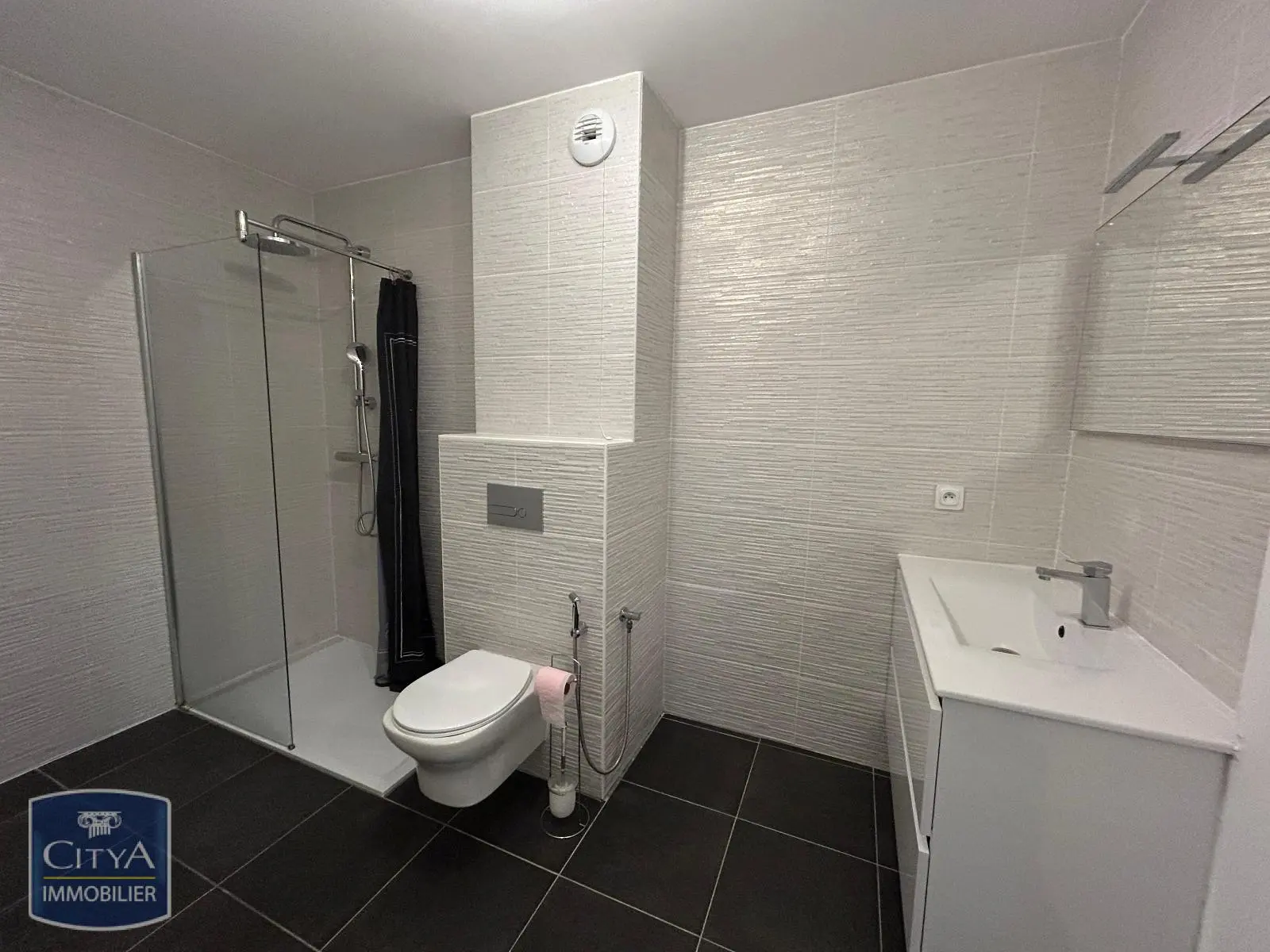 Photo 2 Appartement 1 pièce 26m²