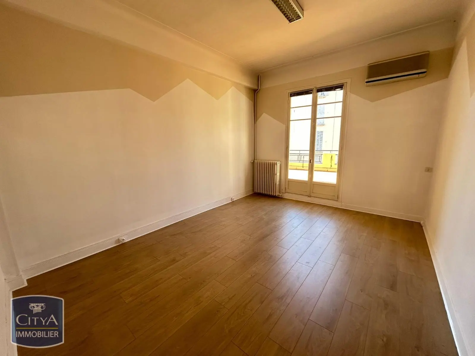 Photo 4 Local Commercial 108.12m²