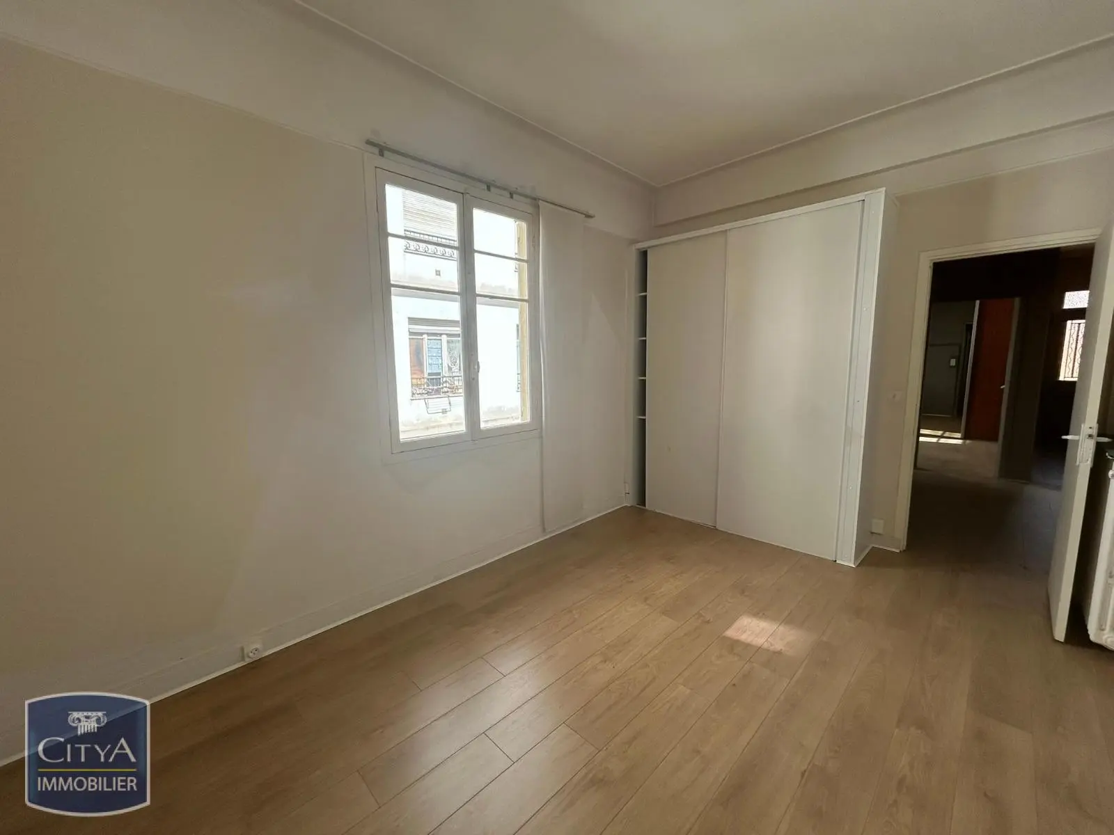 Photo 6 Local Professionnel 3 pièces 72.8m²