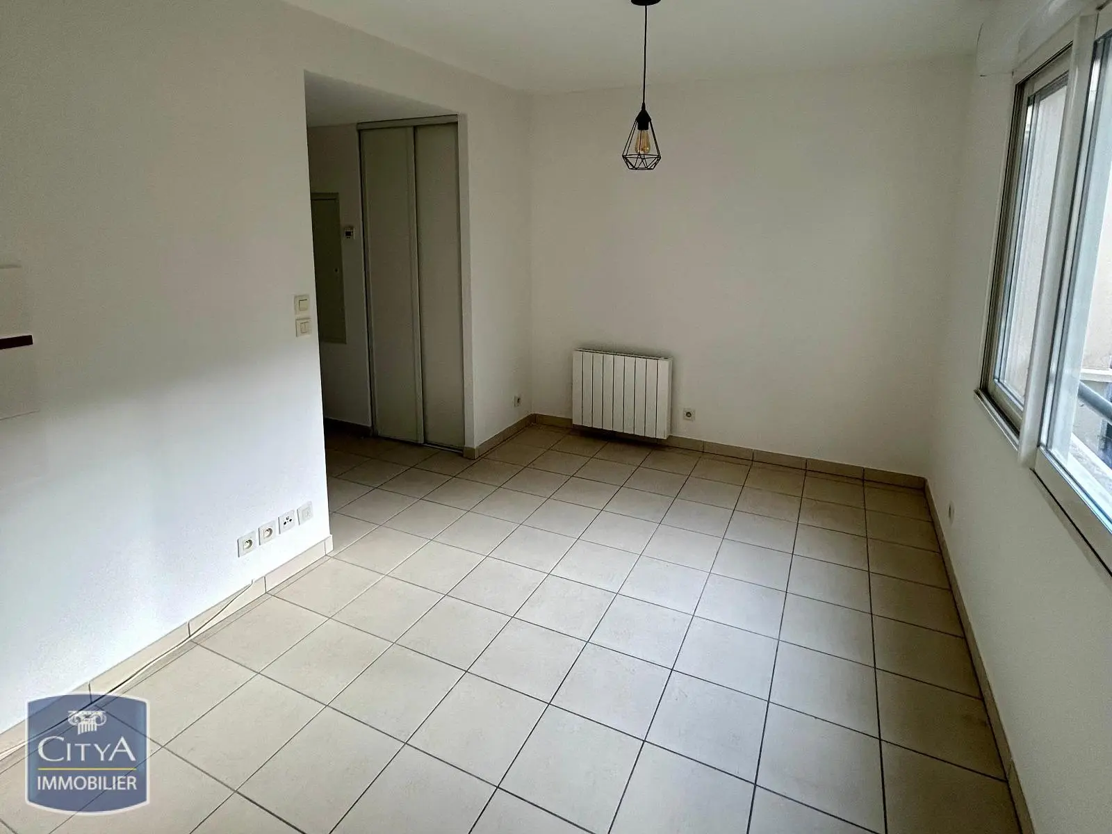 Photo 1 Appartement 1 pièce 17.61m²