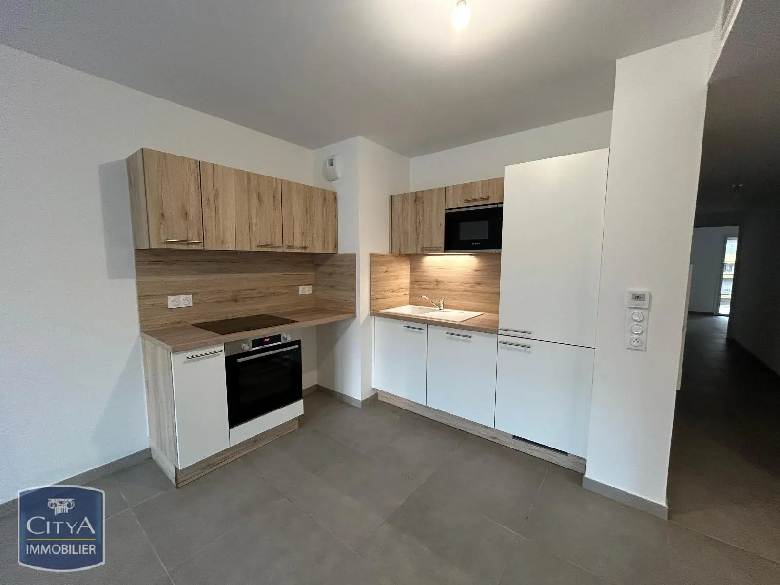 Photo 2 Appartement 4 pièces 82.23m²