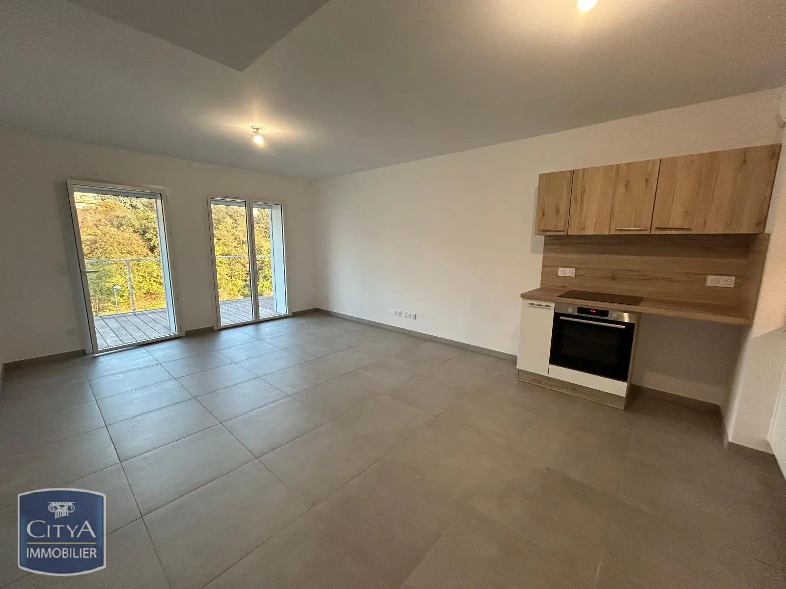 Photo 1 Appartement 4 pièces 82.23m²