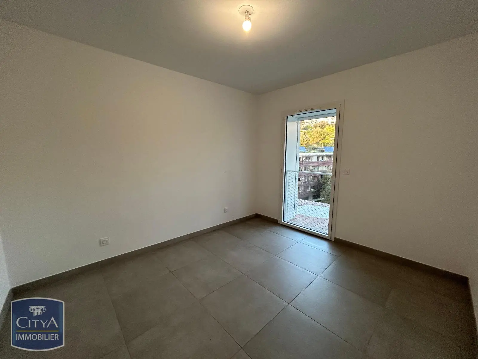 Photo 3 Appartement 4 pièces 82.23m²