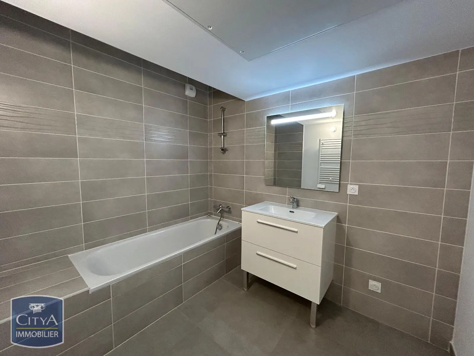 Photo 5 Appartement 4 pièces 82.23m²