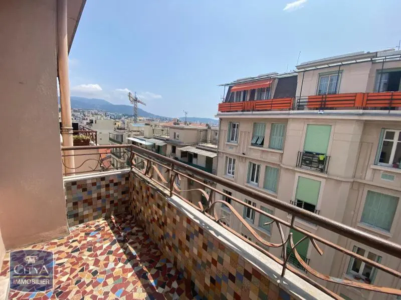A louer T2 balcon Nice Nord