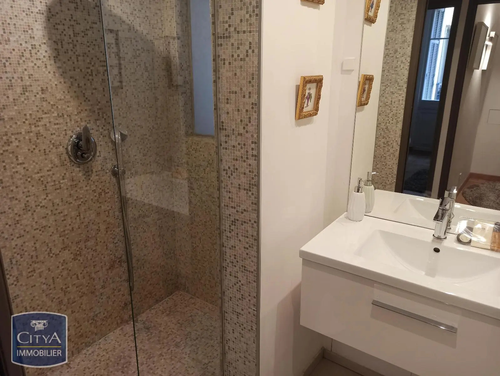 Photo 8 Appartement 4 pièces 97.88m²