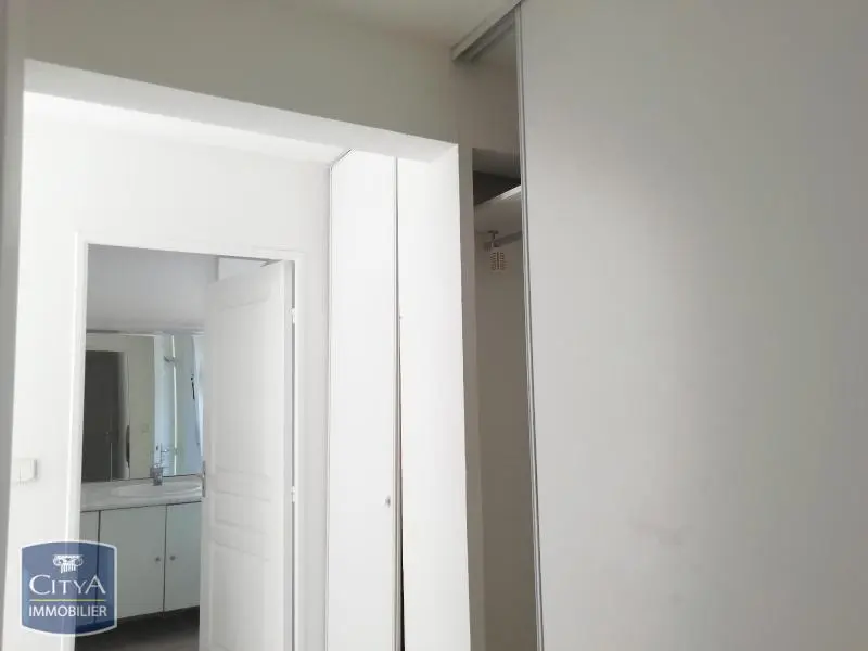 Photo 10 Appartement 4 pièces 84.76m²