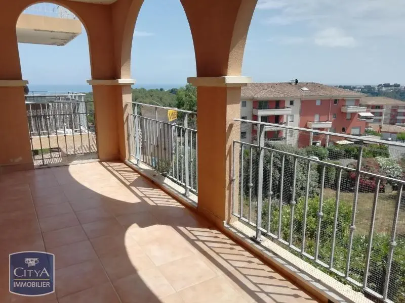 Photo 4 Appartement 4 pièces 84.76m²