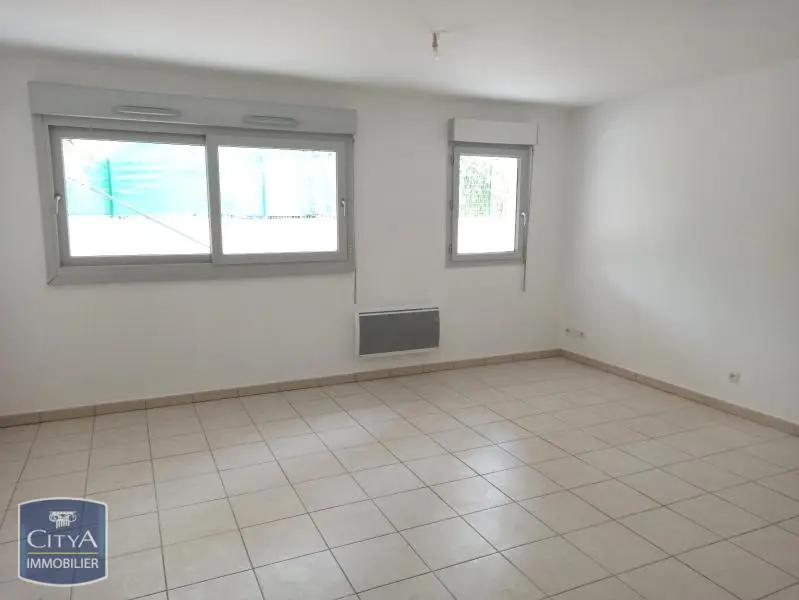 Photo 1 Appartement 1 pièce 30.85m²