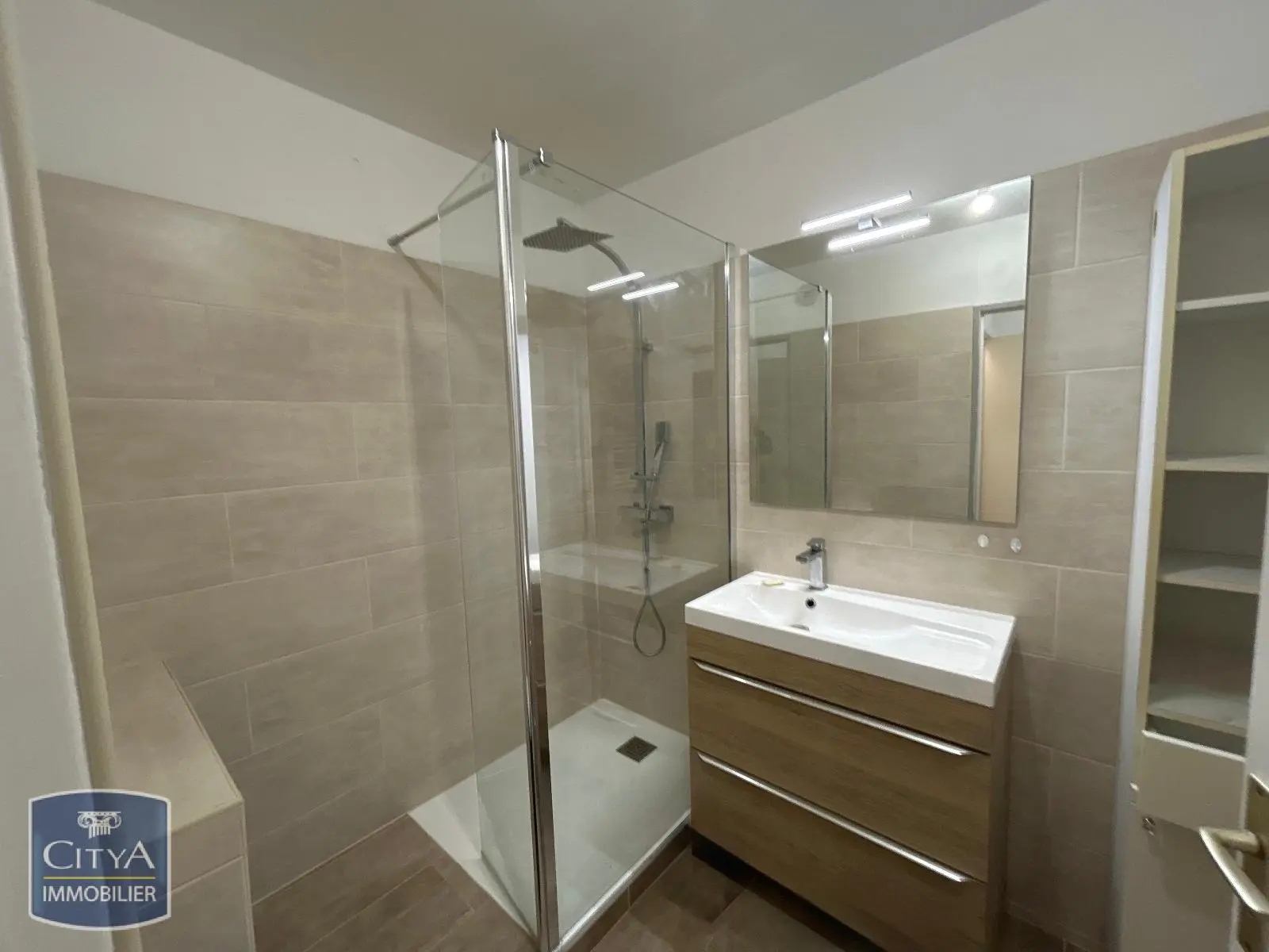 Photo 6 Appartement 2 pièces 51m²