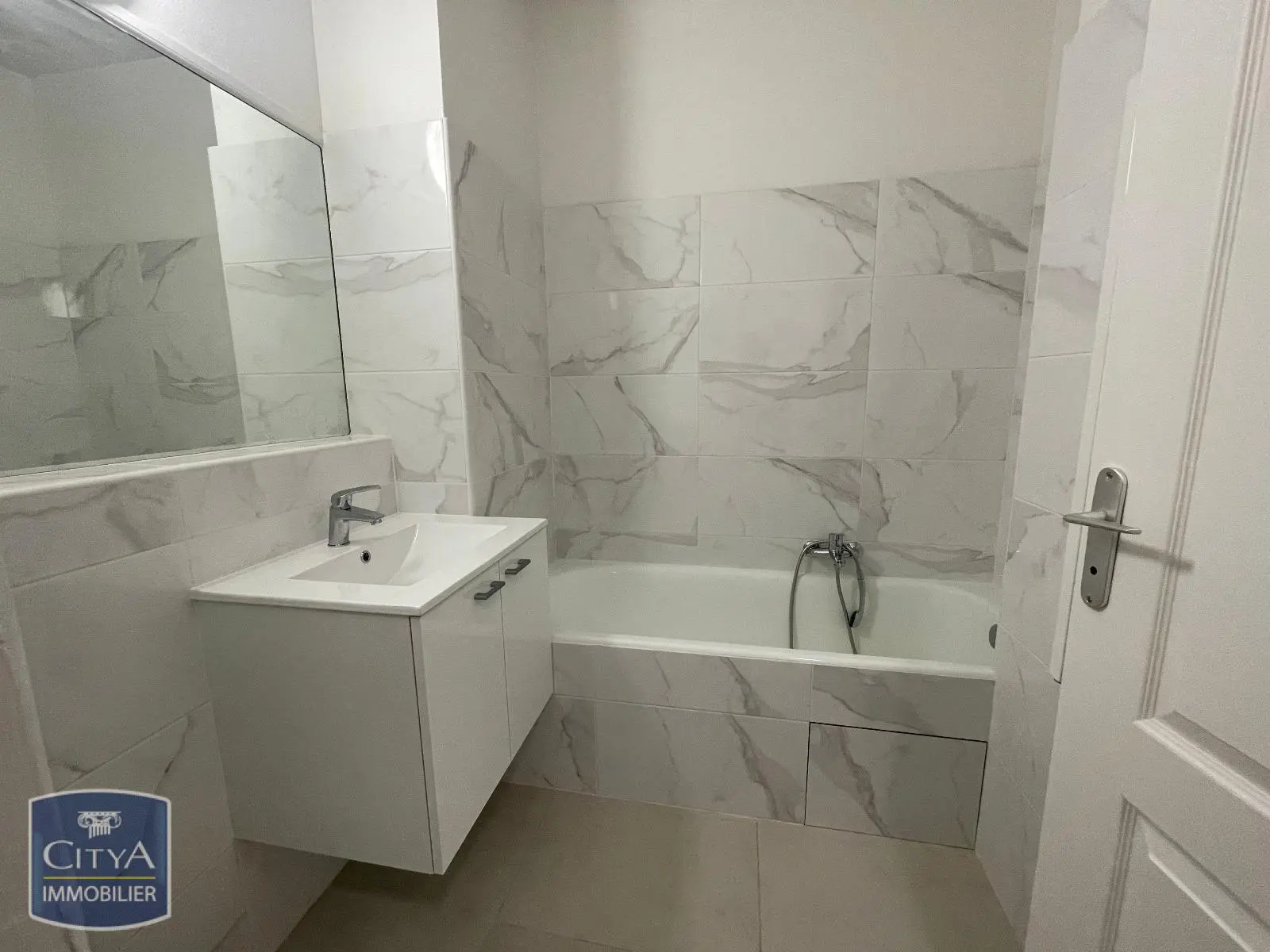 Photo 4 Appartement 1 pièce 27.11m²