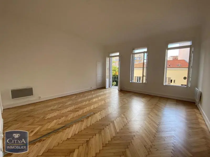 Photo 2 Appartement 3 pièces 114.7m²