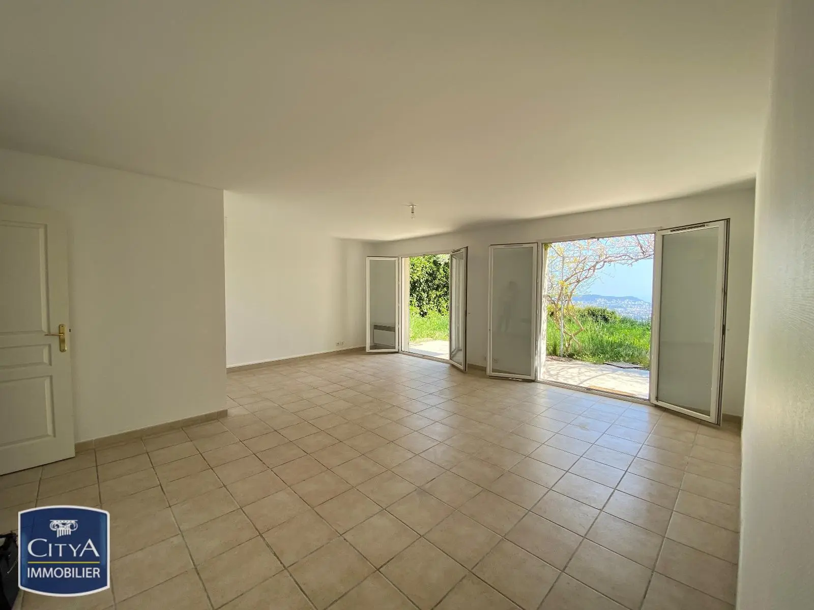 Photo 1 Maison 5 pièces 108.54m²