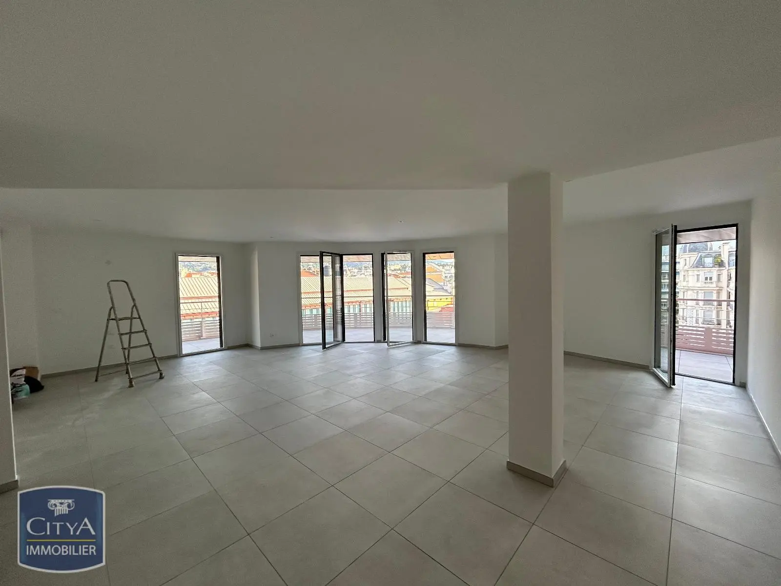Photo 13 Appartement 3 pièces 92m²