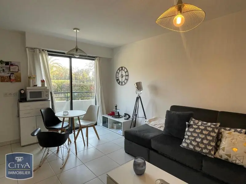 Photo 1 Appartement 1 pièce 25.71m²