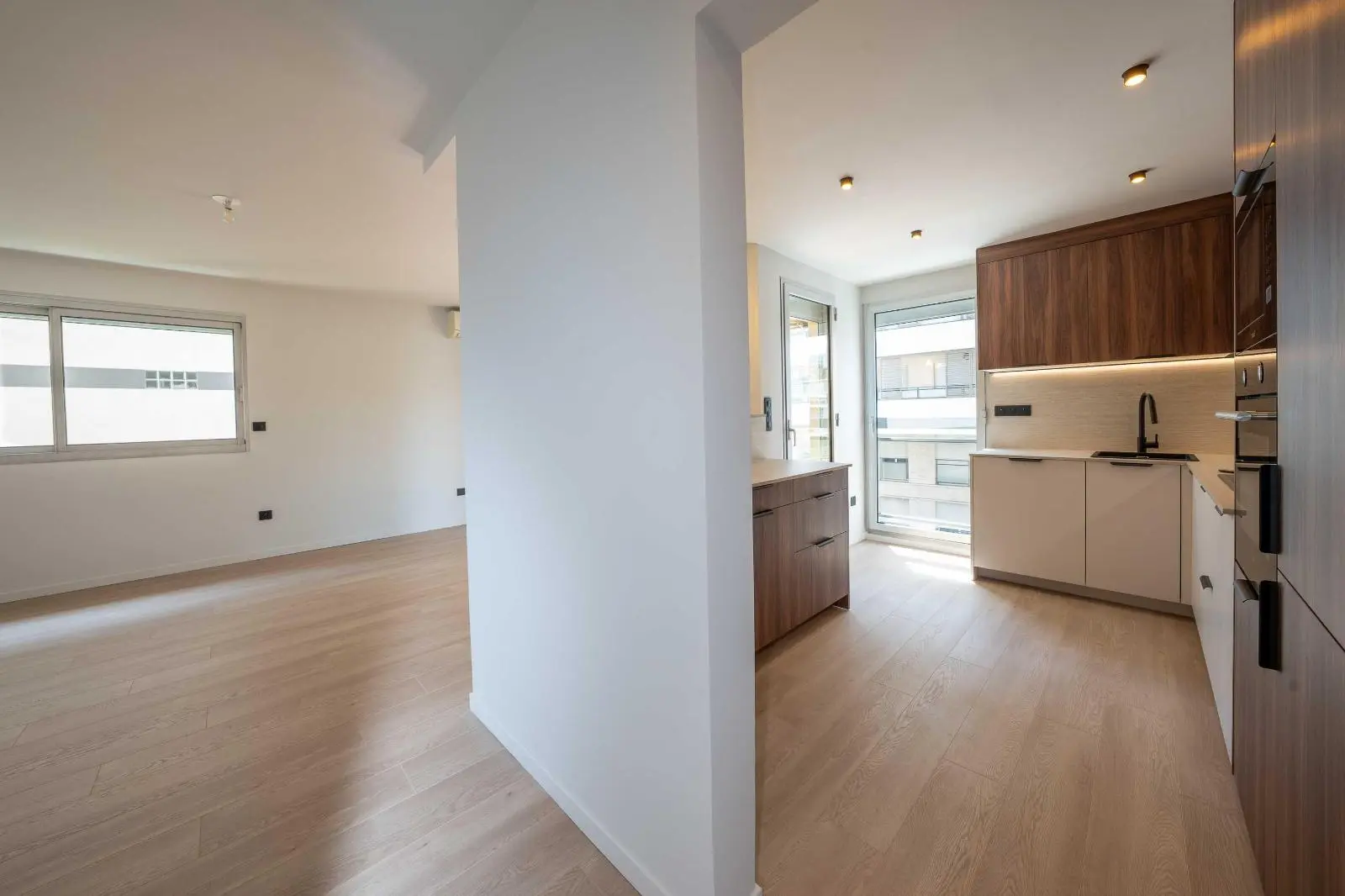 Photo 16 Appartement 4 pièces 77.2m²