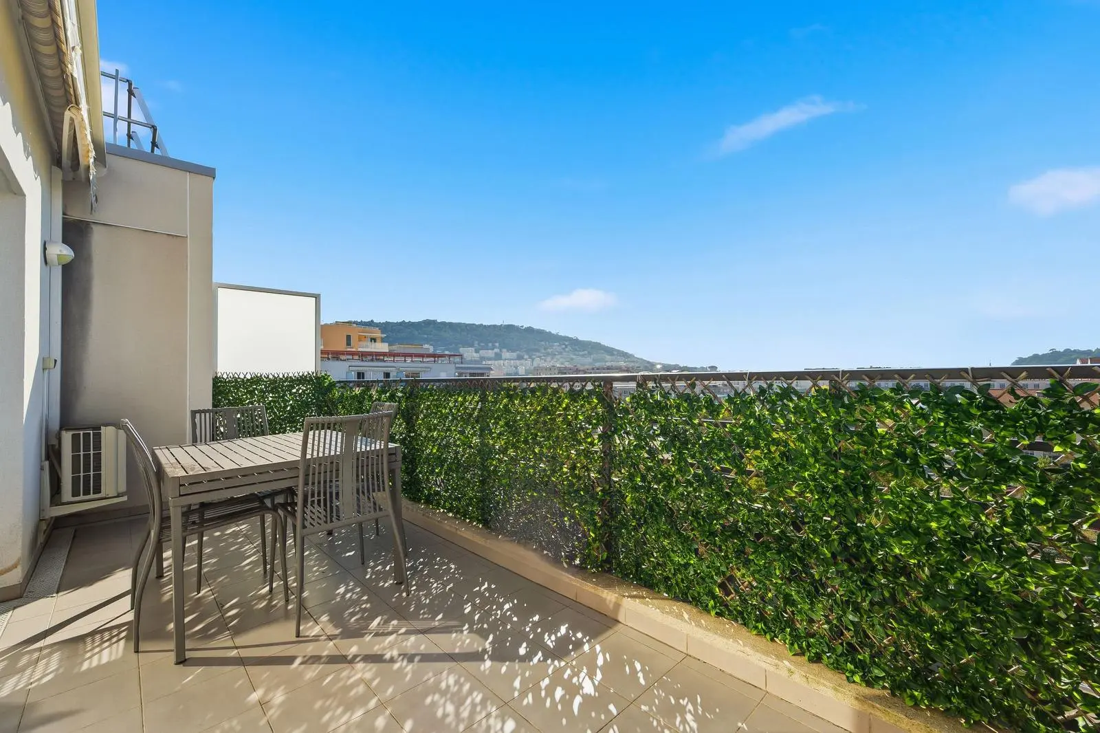 Photo 1 Appartement 4 pièces 83m²